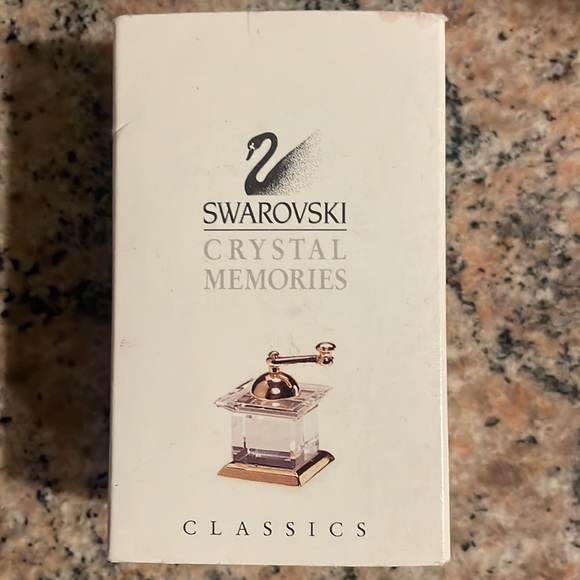 Swarovski Crystal Memories Coffee Grinder Figurine - Picture 10 of 10